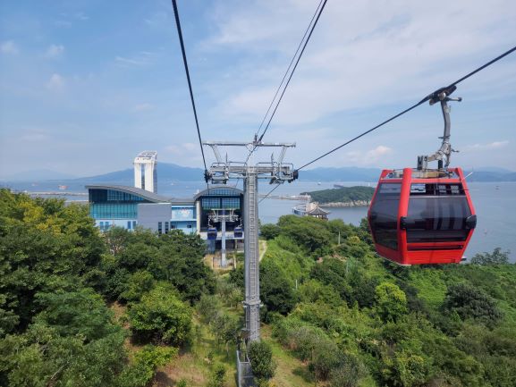 Cable cars at Yeosu, Jeolla Province